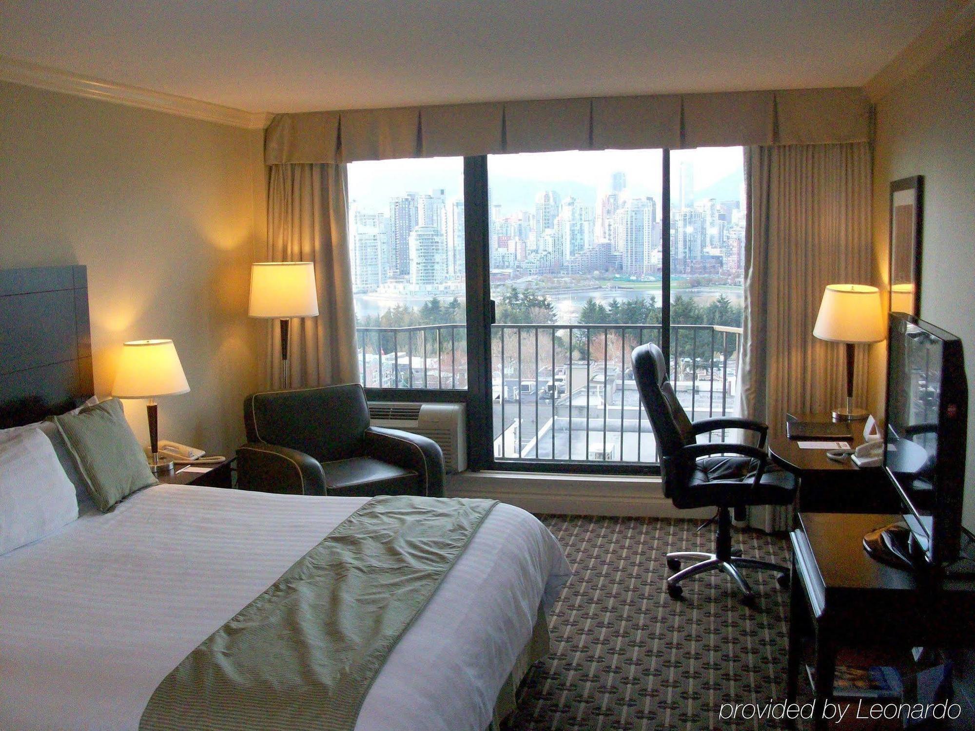 Park Inn & Suites By Radisson Vancouver Rom bilde