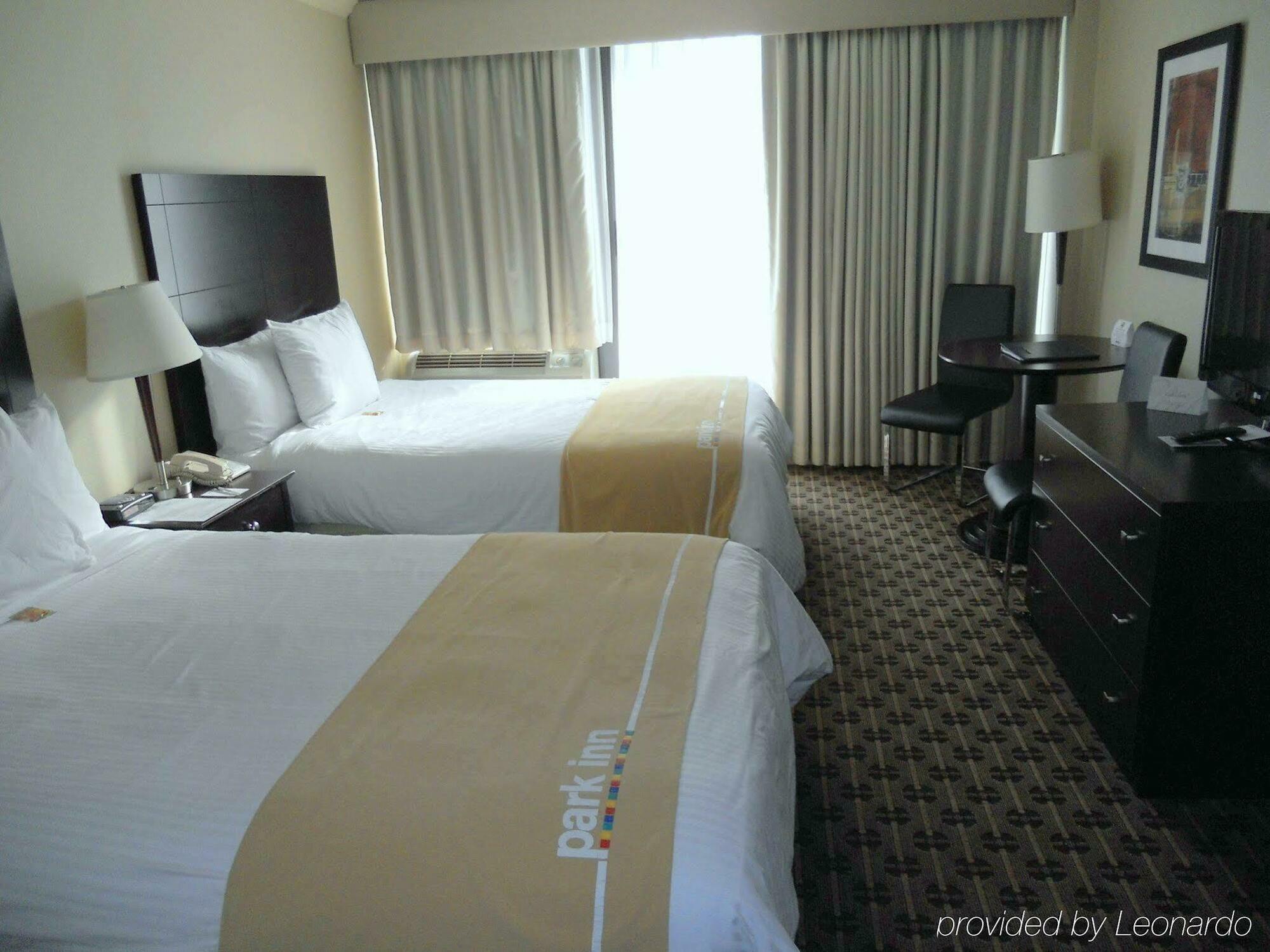 Park Inn & Suites By Radisson Vancouver Eksteriør bilde